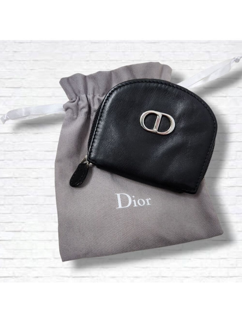 Christian Dior 30 Montaigne CD Logo Black Leather Zip Coin Case Purse